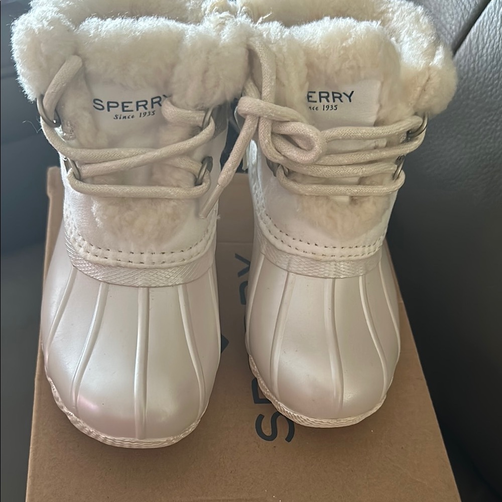 Sperry Kids' White Boots